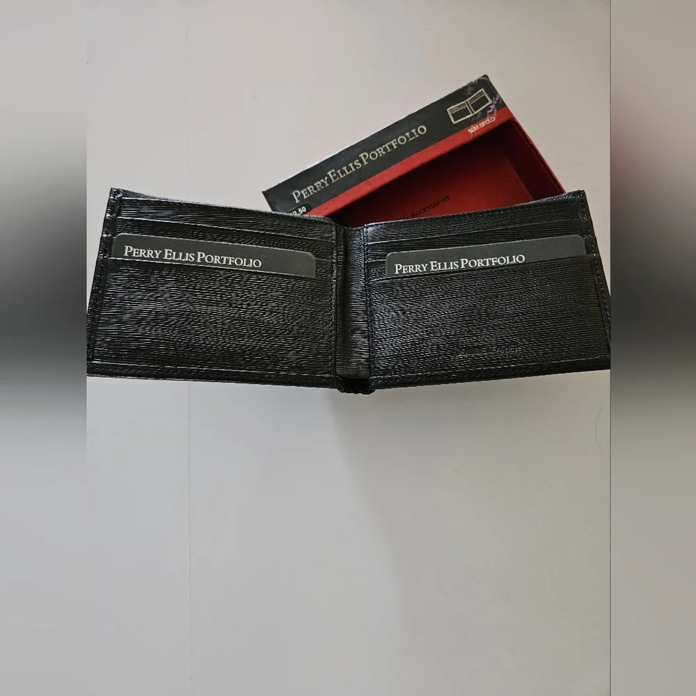 Perry Ellis Men's Leather Slim Bilfold Black #M-72
